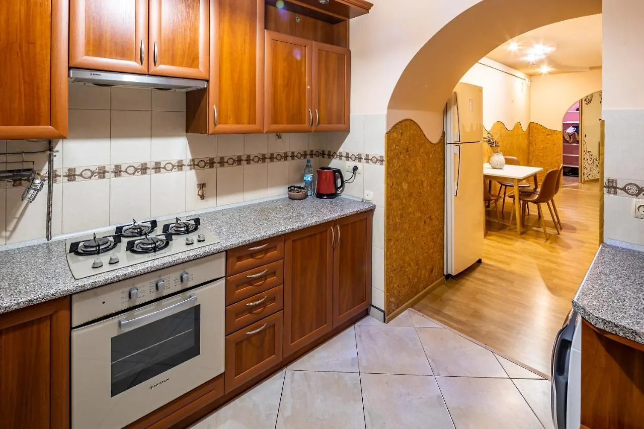 The Main Square! 2 Separated Bedrooms, Balcony Lviv