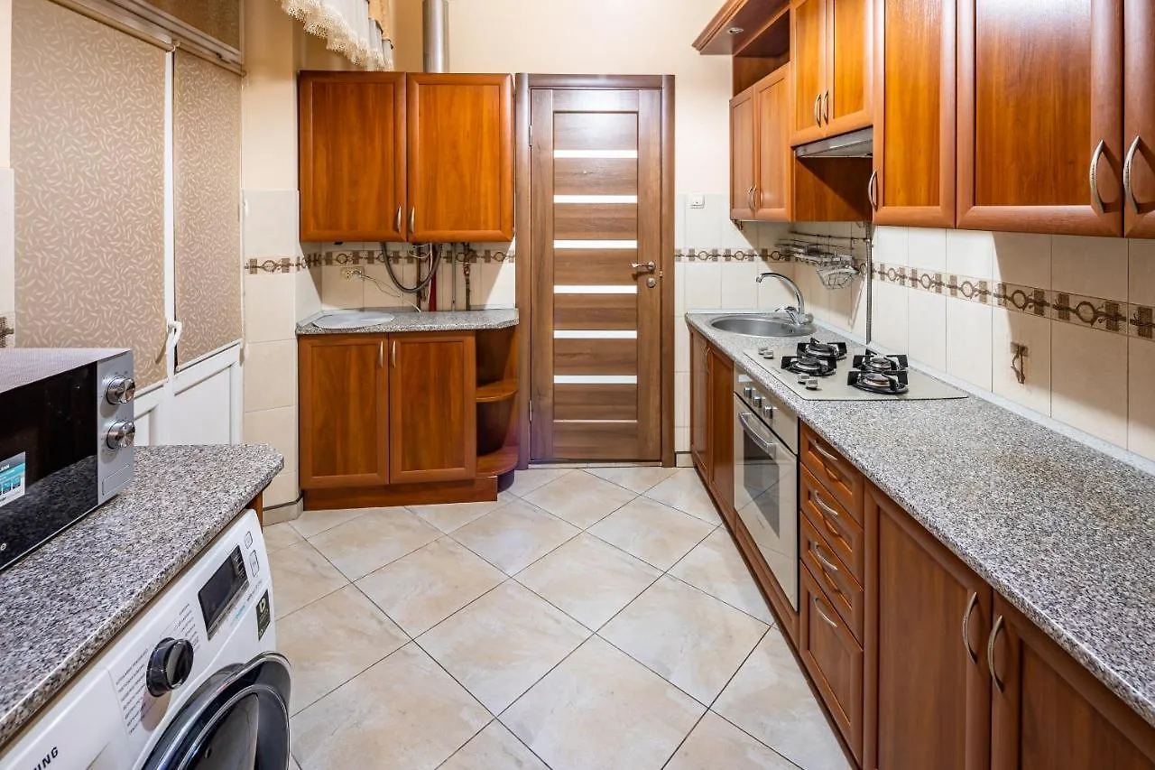 Apartment The Main Square! 2 Separated Bedrooms, Balcony Lviv Ukraine